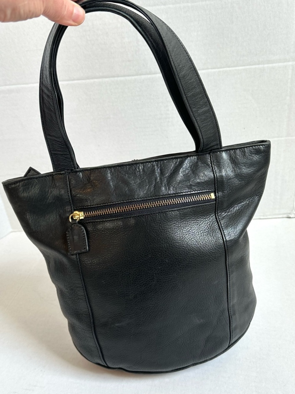 Boulder Ridge Classic Black Soft 100% Leather Tote Bag with Exterior Zip Pocket